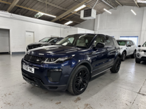2018 Land Rover Range Rover Evoque 2.0 Td4 Hse Dynamic in Blue — image 2