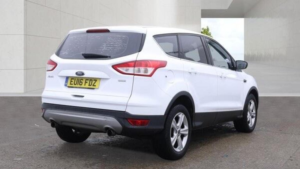 2016 Ford Kuga 1.5t Ecoboost Zetec 2WD Euro 6 (s/s) 5dr in White — image 6