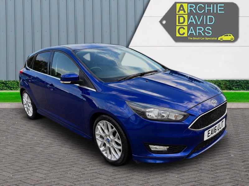 2016 Ford Focus 1.0 T Ecoboost Zetec S in Blue — image 1