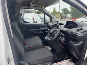 2021 Peugeot Partner 1.5 Bluehdi 650 Professional in White — image 3