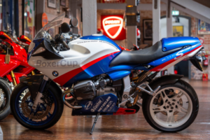 2004 BMW R 1100 *boxer Cup - Low Ownership - Panniers* in Multicolour — image 3