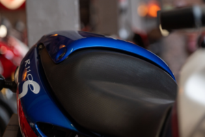 2004 BMW R 1100 *boxer Cup - Low Ownership - Panniers* in Multicolour — image 5
