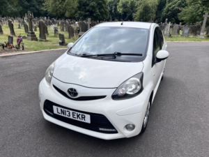 2013 Toyota Aygo 1.0 Vvt-I Fire in White — image 4