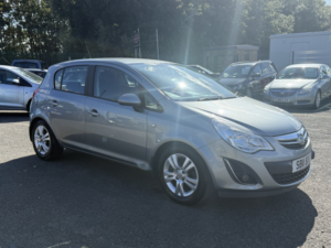 2011 Vauxhall Corsa 1.3 Cdti Ecoflex 16v Exclusiv in Silver — image 2