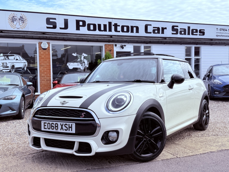 2018 MINI Hatch 2.0 3-Door Hatch Cooper S in White — image 1