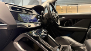 2019 Jaguar I-Pace 400 90kwh Se in White — image 2