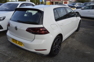 2020 Volkswagen Golf 1.4 Tsi 8.7kwh Gte in White — image 2