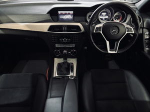 2013 Mercedes-Benz C Class 2.1 C250 Cdi Amg Sport Plus in White — image 2
