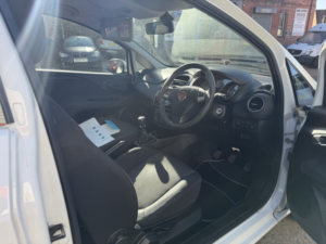 2014 Land Rover Range Rover Evoque 2.2 Sd4 Dynamic in Grey — image 2