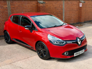 2016 Renault Clio 1.5 Dci Dynamique S Nav Euro 6 (s/s) 5dr in Red — image 2