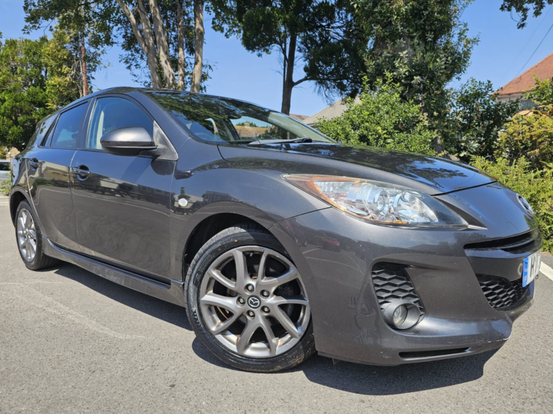 2013 Mazda Mazda3 1.6 D Venture in Grey — image 1