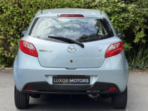 2011 Mazda Mazda2 1.3 Ts2 in Blue — image 6