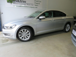 2018 Volkswagen Passat 2.0 Tdi Se Business Euro 6 (s/s) 4dr in Silver — image 3