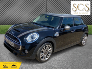 2017 MINI Hatch 2.0 5-Door Hatch Cooper S Seven Edition in Black — image 3