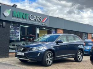 2014 Volvo Xc60 2.4 D4 Se Lux Nav in Blue — image 5