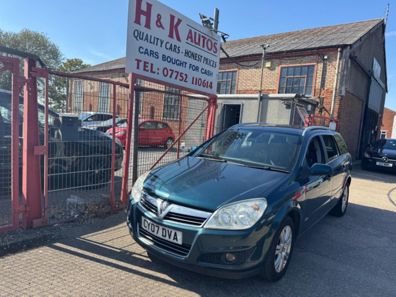 2007 Vauxhall Astra 1.8i 16v Design 5dr in Blue — image 1