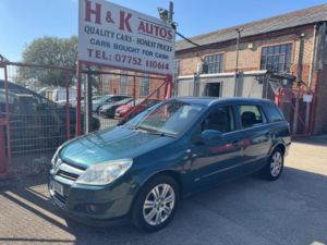 2007 Vauxhall Astra 1.8i 16v Design 5dr in Blue — image 2