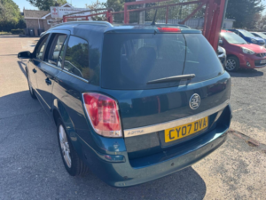 2007 Vauxhall Astra 1.8i 16v Design 5dr in Blue — image 4