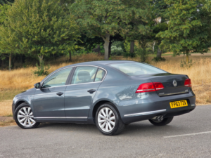 2013 Volkswagen Passat 2.0 Tdi Bluemotion Tech Highline Saloon 4dr Diesel Manual Euro 5 (s/s) (140 Ps) in Grey — image 5