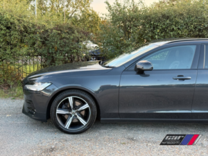 2018 Volvo V90 2.0 R-Design D4 in Grey — image 4
