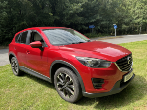 2015 Mazda Cx-5 2.2 Skyactiv-D Sport Nav in Red — image 2