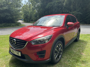 2015 Mazda Cx-5 2.2 Skyactiv-D Sport Nav in Red — image 4