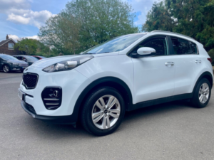 2018 Kia Sportage 1.6 Gdi 2 SUV 5dr Petrol Manual Euro 6 (s/s) (130 Bhp) in White — image 3