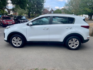 2018 Kia Sportage 1.6 Gdi 2 SUV 5dr Petrol Manual Euro 6 (s/s) (130 Bhp) in White — image 6