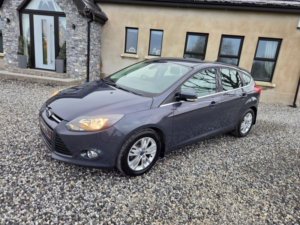 2014 Ford Focus 1.6l Titanium Navigator Tdci Hatchback 5dr Diesel Manual Euro 5 (113 Bhp) in Grey — image 6