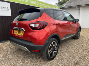 2017 Renault Captur 0.9 Dynamique S Nav Tce 90 in Red — image 6