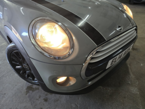 2015 MINI Hatch 1.5 Cooper 3-Door Hatch in Grey — image 2