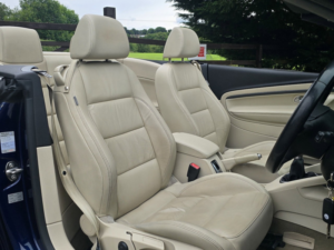 2008 Volkswagen Eos 2.0 Tdi Cabriolet 2dr Diesel Manual Euro 4 (140 Ps) in Blue — image 2
