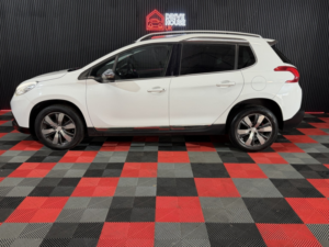 2015 Peugeot 2008 1.6 Bluehdi Allure in White — image 4