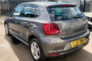 2017 Kia Niro 1.6h Gdi 2 Dct Euro 6 (s/s) 5dr in White — image 4