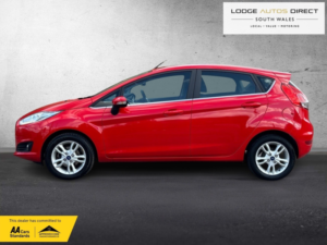 2016 Ford Fiesta 1.0 T Ecoboost Zetec in Red — image 5
