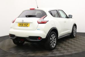 2016 Nissan Juke 1.5 Dci Tekna SUV 5dr Diesel Manual Euro 6 (s/s) (110 Ps) in White — image 5