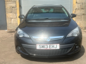 2013 Vauxhall Astra Gtc 1.4t Sri Coupe 3dr Petrol Auto Euro 5 (140 Ps) in Black — image 5