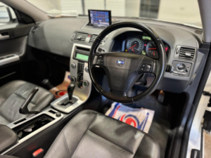 2012 Volvo V50 2.0 Se Lux Premium Euro 5 5dr in White — image 2