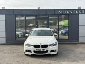 2016 BMW 3 Series 2.0 320d M Sport Saloon 4dr Diesel Auto Euro 6 (s/s) (190 Ps) in White — image 3