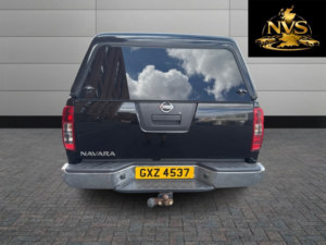 2014 Nissan Navara 2.5 Dci Tekna in Black — image 6