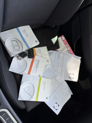 2015 Volkswagen Passat 2.0 Tdi Bluemotion Tech Se Business in Black — image 3
