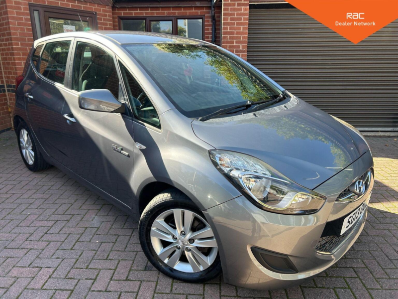 2013 Hyundai Ix20 1.6 Crdi Active Euro 5 (s/s) 5dr in Grey — image 1