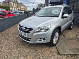 2010 Volkswagen Tiguan 2.0 Tdi Se in Silver — image 3