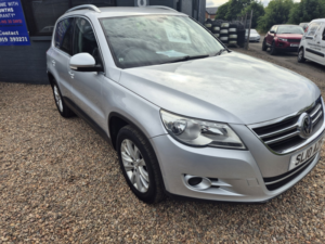 2010 Volkswagen Tiguan 2.0 Tdi Se in Silver — image 5