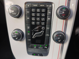 2014 Volvo V40 1.6 T4 Se Lux Nav Powershift Euro 5 (s/s) 5dr in Other — image 6