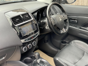2015 Mitsubishi Asx 2.2 Di-D Zc-H Auto 4WD Euro 6 5dr in Brown — image 5