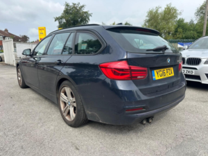 2016 BMW 3 Series 2.0 320d Ed Sport Touring Euro 6 (s/s) 5dr in Blue — image 4