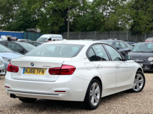 2016 BMW 3 Series 2.0 330e 7.6kwh Sport Auto Euro 6 (s/s) 4dr in White — image 3