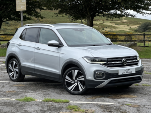 2019 Volkswagen T-Cross 1.0 Tsi 115 Sel 5dr Man, Petrol, Silver + Lovely Spec in Silver — image 6