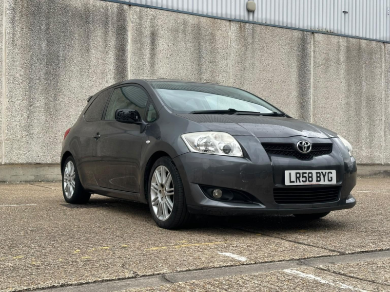 2008 Toyota Auris 1.6 Sr in Grey — image 1
